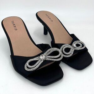 New Torrid Black Rhinestone Bow Kitten Heel - SIze 8WW